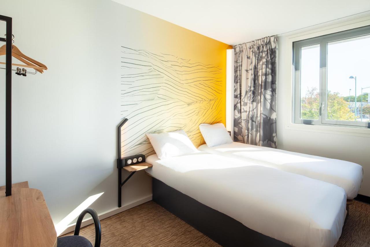 B&B HOTEL Bois d'Arcy Saint Quentin en Yvelines Extérieur photo