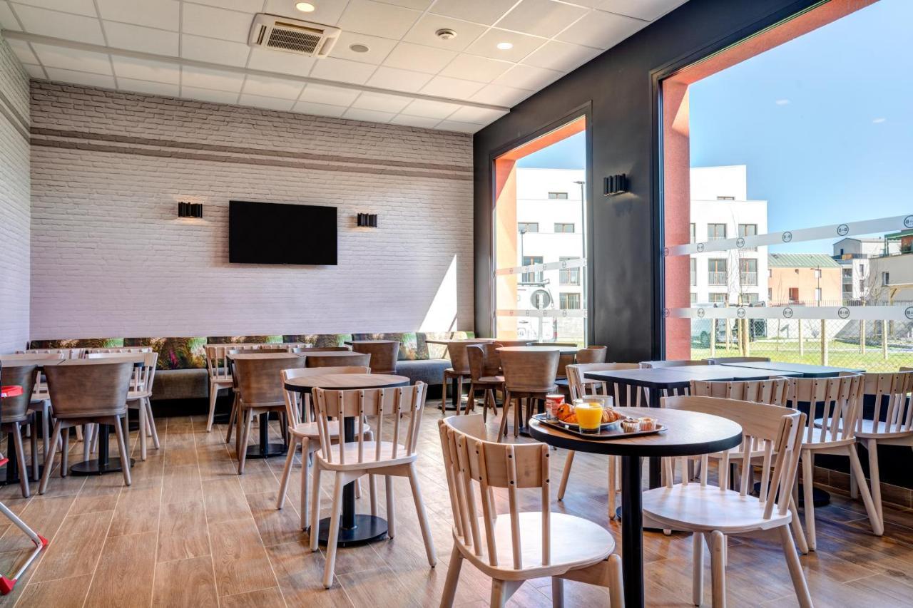 B&B HOTEL Bois d'Arcy Saint Quentin en Yvelines Extérieur photo