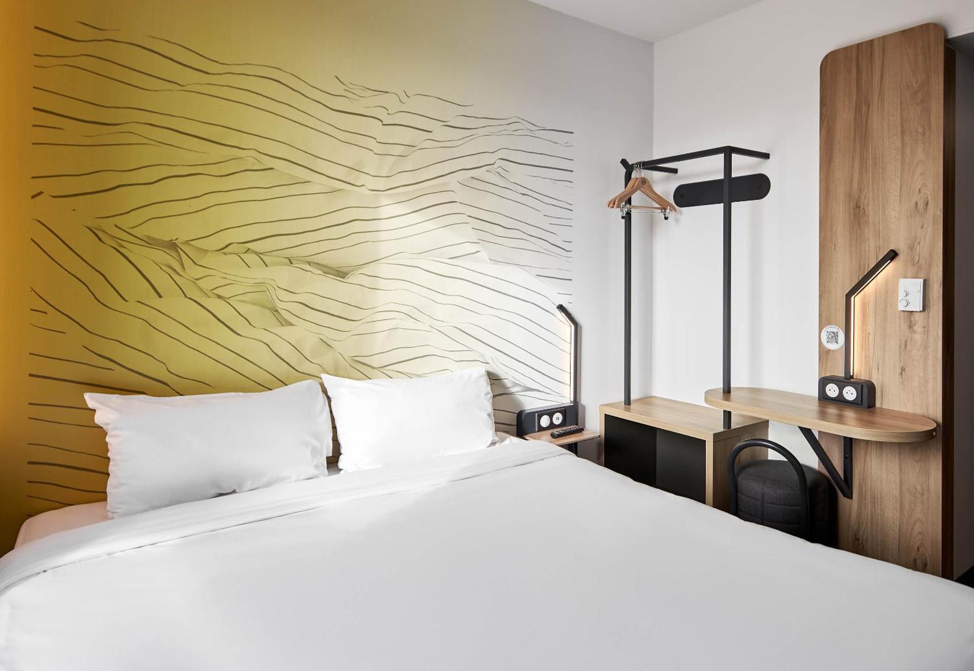B&B HOTEL Bois d'Arcy Saint Quentin en Yvelines Extérieur photo